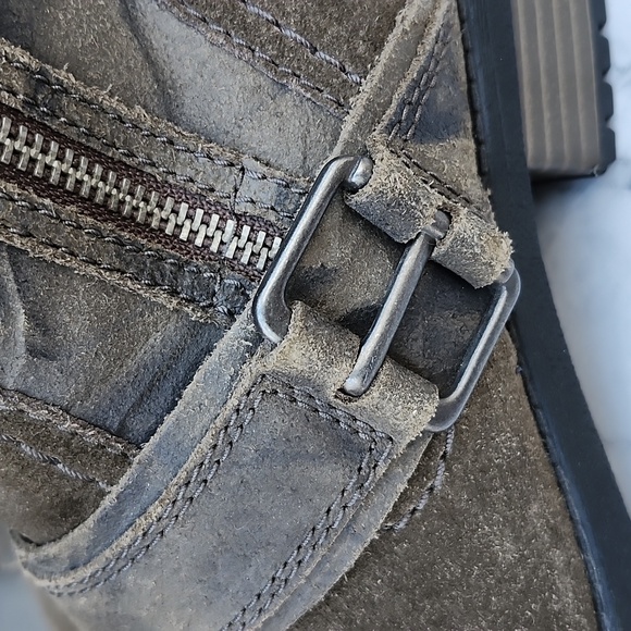 CLARKS FARALYN RISE LEATHER BOOTS - Picture 5 of 11